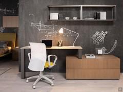 Sedia home-office girevole ed elevabile Jeff con schienale in rete e braccioli