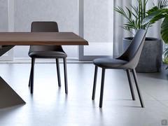 Upholstered chair Itala by Bonaldo, available not only with sled legs but also with four upholstered or metal legs