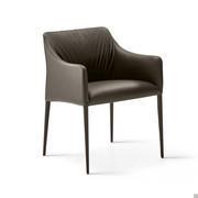 View of the Iside armchair with 4 legs from the front. Legs and seat upholstered in leather.