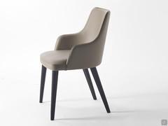 Leather and wood upholstered chair Laura in the model with arms