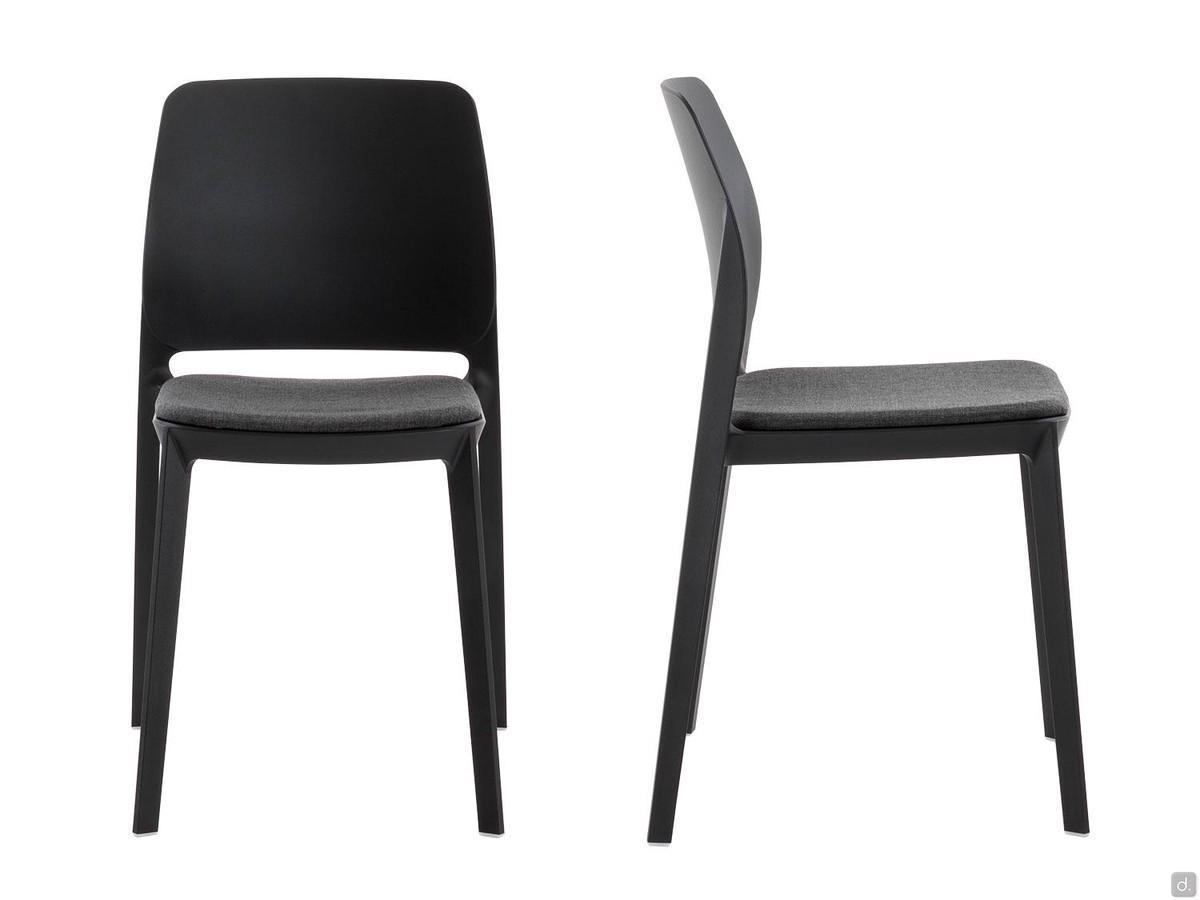 Front and side view of the Jana kitchen chair without armrests