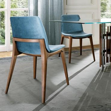 Talin upholstered dining chair in solid wood, model without armrests