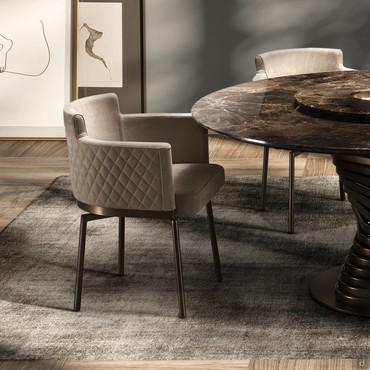 Evora elegant chair with 360° swivel seat and four straight, metal legs