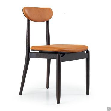 Solid wood chair Victoria with leather cover