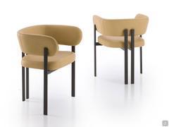 Mailea leather chair in armchair version with armrests, ideal as a headpiece