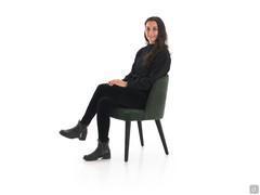 Proportions and seating ergonomics of the Dorothy chair