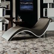 Sylvester upholstered leather chaise longue by Cattelan 