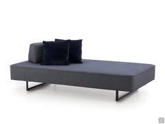 Prisma Air daybed with high metal structure and movable backrests