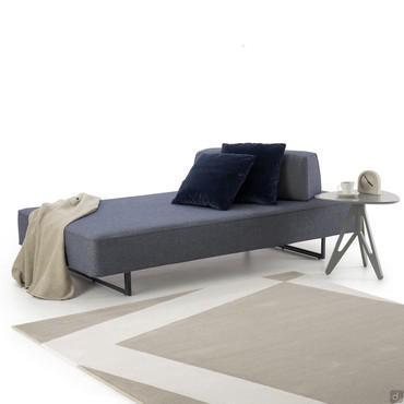 Prisma Air daybed with high metal structure