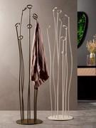 Alga in stone bronze and matte white finishes