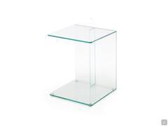 Minimal and essential design of the End Table Multiglass