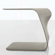 Duffy coffee table with a sinuous shape