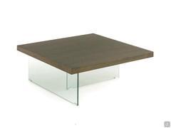 Nouvelle square coffee table with perpendicular glass legs