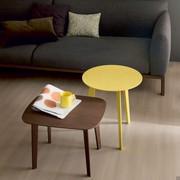 Icaro modern coffee table, with round or rectangular top with rounded corners