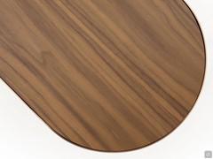 Detail of the top in Canaletto walnut, one of the finishes available for Cora coffee table tops