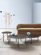 The Tobi irregular coffee tables with a glass tops can be freely combined with each other to create original compositions