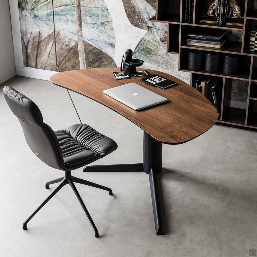 Malibù modern study table by Cattelan with wooden top and dark painted metal base