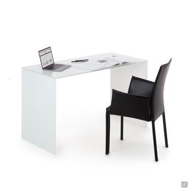 Multiglass extra-white glass desk