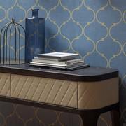 Tiffany console table with rounded edges, covered in leather with a quilted effect