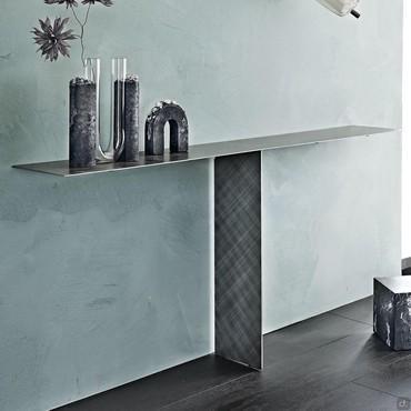 The metal design console table Tee by Cattelan