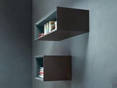 Open bookcase wall unit California in the version with wood veneer structure. In this case, the interior is always contrasting lacquered, matte or metallic