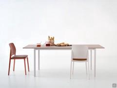 Egon rectangular table with optional extension