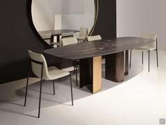 Modern table with marble top Mirage by Cantori in the shaped version with central base