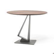 Roger table by Cattelan: wooden top