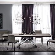 Extending Premier dining table by Cattelan