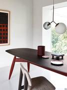 Gunnar table with shaped wooden top with a minimum height of 280 cm