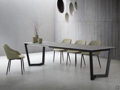 Extendable dining table Lawrence, extendable up to 300 cm in the 200 long model