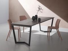 Extendable dining table Lawrence with rectangular top