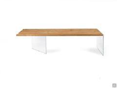 Florian table with natural solid wood top and extra-clear glass legs