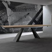 Extendable Desire table with natural stained oak wood top and anthracite lacquered metal frame (frame finish not available)