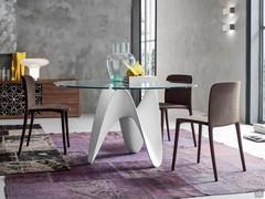 Gaya glass table with modern base in matt white Tecnoril®