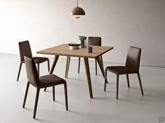 Santiago table in square model with wooden top, ideal as a living room table