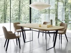 Minimal style table with metal trestle Vigo with Natural Knotted Oak top