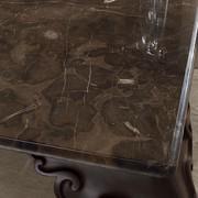 Detail of the exquisite marble top with natural lines