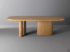 Pavilion table in the sculptural single-material version, here proposed in natural brushed oak