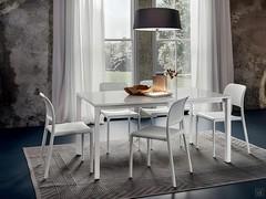 Hermione table with glossy white glass top (with melamine support)