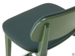 Detail of the backrest in curved multilayer beech wood stained Chrome Green