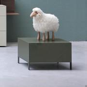 Avana modern lacquered bedside table