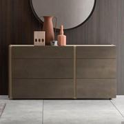 Two-tone throat dresser Cleveland