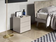 California 3-drawer bedside table h.45 cm, simple lines and modern style