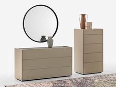 Dresser and weekly Montag matte lacquered and without open compartment, one of several customizations available during configuration