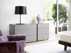 Montana 6-drawer dresser in Slate matt lacquer with oak recess grip