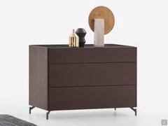 Dresser with metal legs Marquis, available in both 3-drawer (photographed) and 6-drawer versions