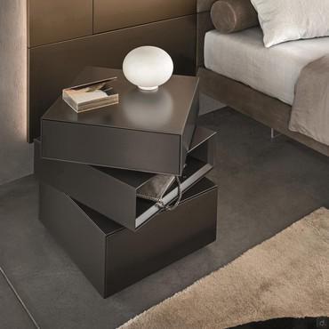 Giro modular swivel nightstand with two or three elements in wood or lacquered