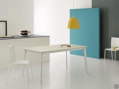 Basil Young everyday use kitchen table; available sizes 120, 140 or 160 cm