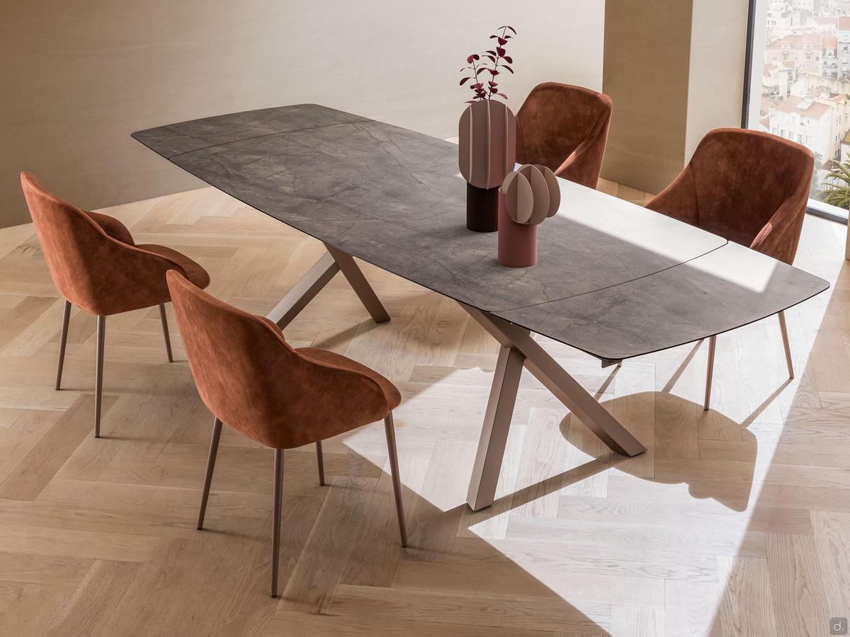 Ludwig extending dining room table with marble-effect top and cross-legged base in painted metal